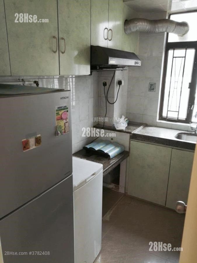 Fook On Building Rental 3 Bedrooms , 1 Bathroom 468 ft²