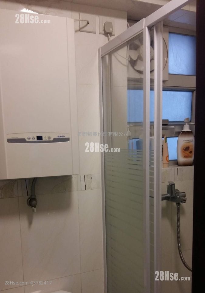 Sceneway Garden Sell 3 Bedrooms , 1 Bathroom 614 ft²