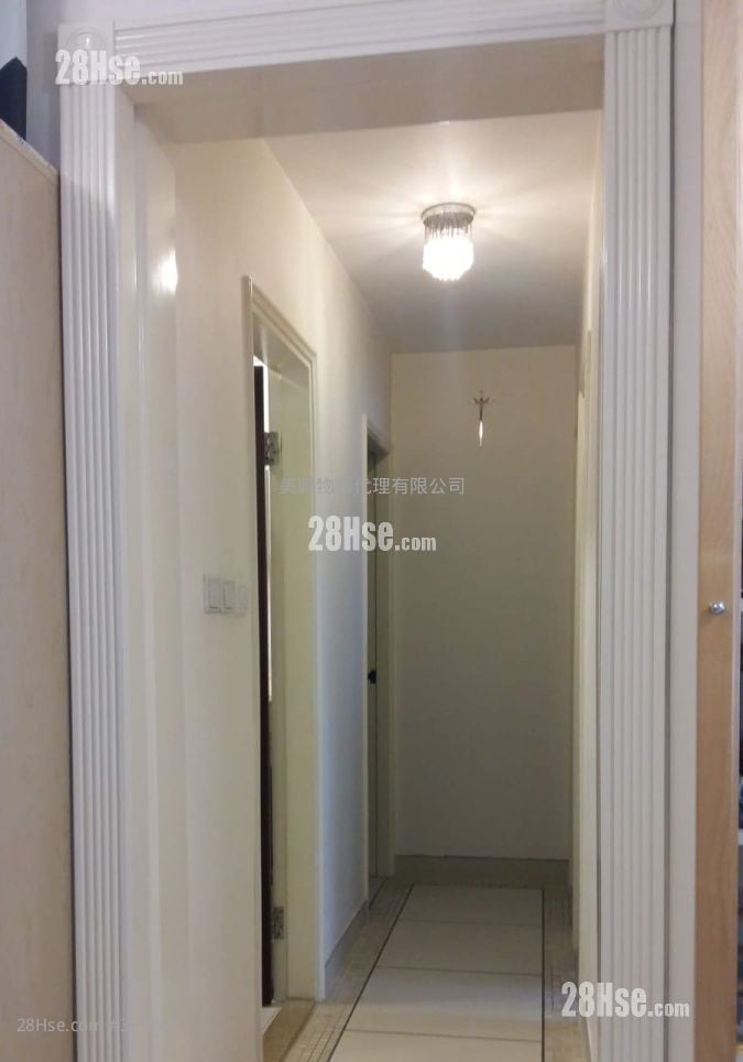 Sceneway Garden Sell 3 Bedrooms , 1 Bathroom 614 ft²