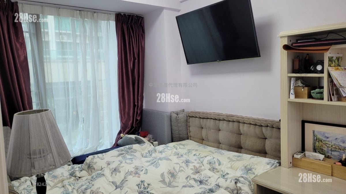 Trinity Towers Sell 1 Bedroom 362 ft²