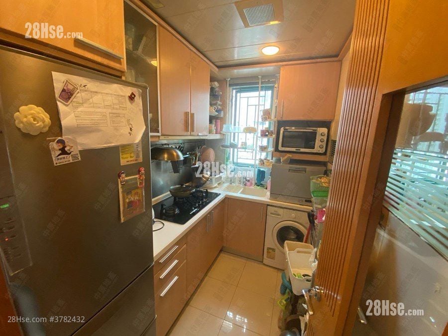 New Haven Sell 2 Bedrooms , 1 Bathroom 551 ft²