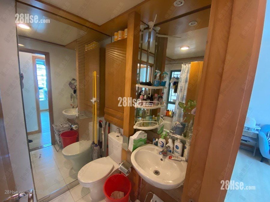 New Haven Sell 2 Bedrooms , 1 Bathroom 551 ft²