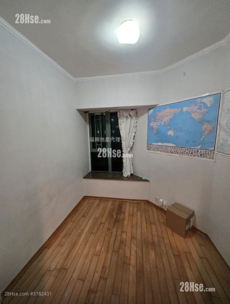 海逸豪园 售盘 2 房 , 1 浴室 595 平方尺