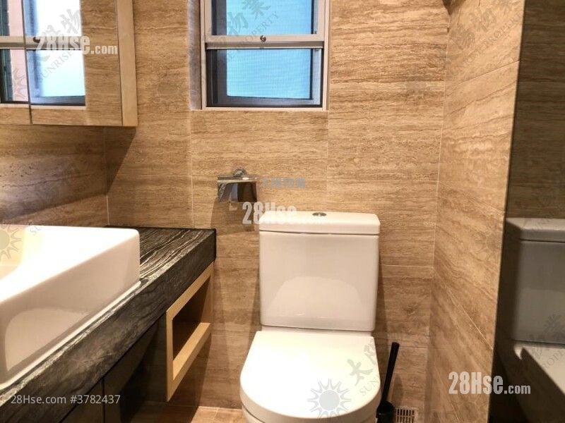 海滨南岸 租盘 3 房 592 平方尺