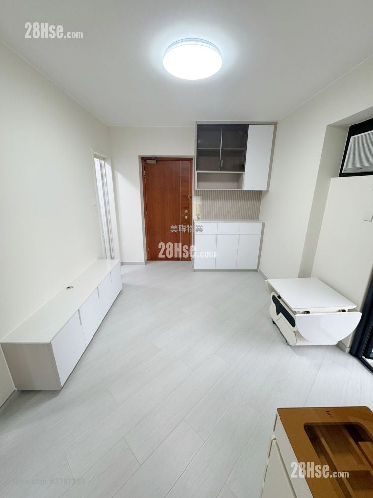 御皇庭 售盘 2 房 , 1 浴室 370 平方尺