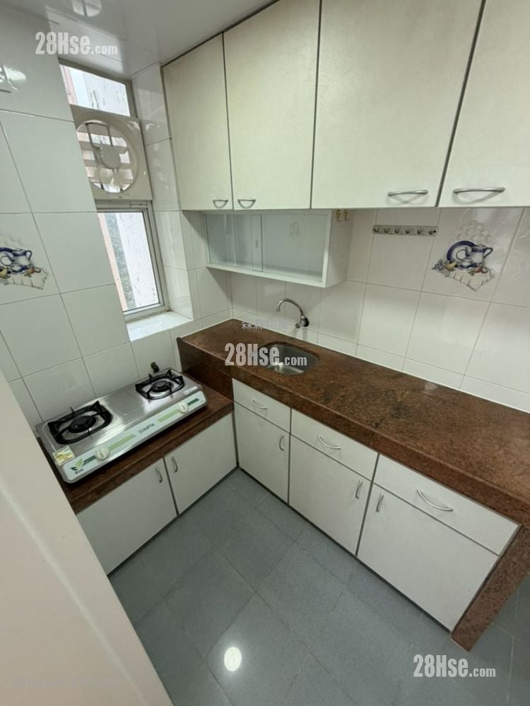 Nan Fung Sun Chuen Rental 2 Bedrooms , 1 Bathroom 391 ft²