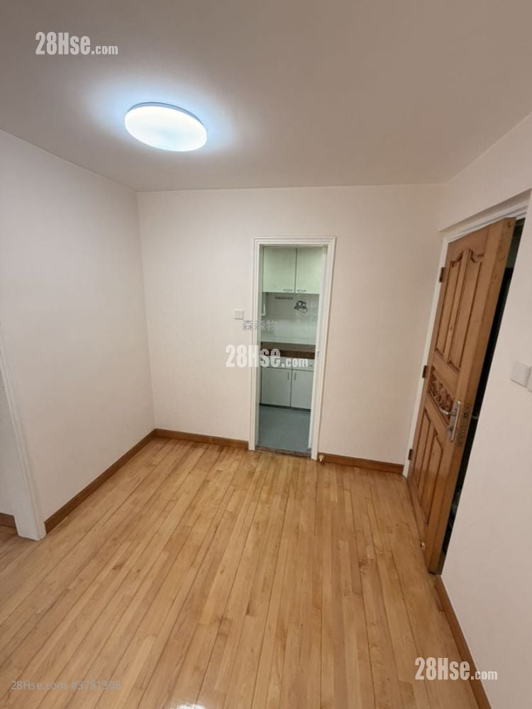 Nan Fung Sun Chuen Rental 2 Bedrooms , 1 Bathroom 391 ft²