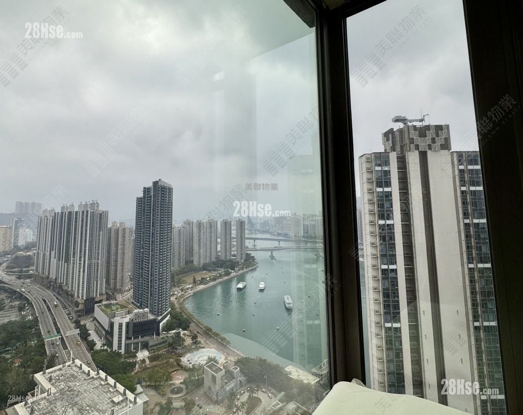 Parc City Sell 3 Bedrooms , 2 Bathrooms 838 ft²