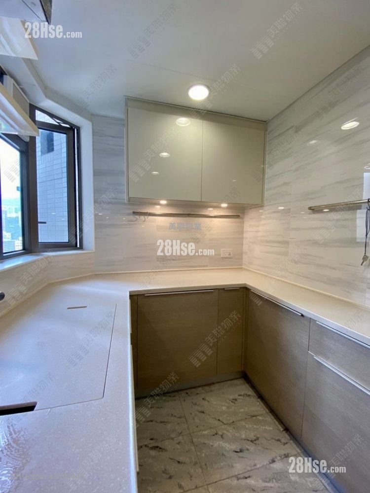 Parc City Sell 3 Bedrooms , 2 Bathrooms 838 ft²