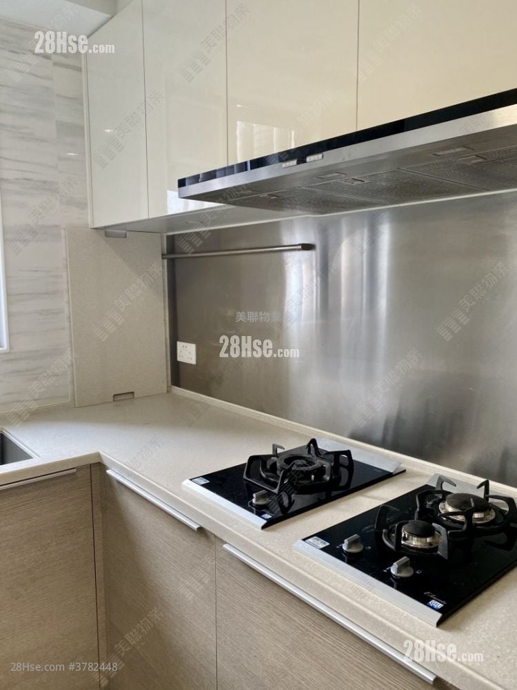 Parc City Sell 3 Bedrooms , 2 Bathrooms 838 ft²