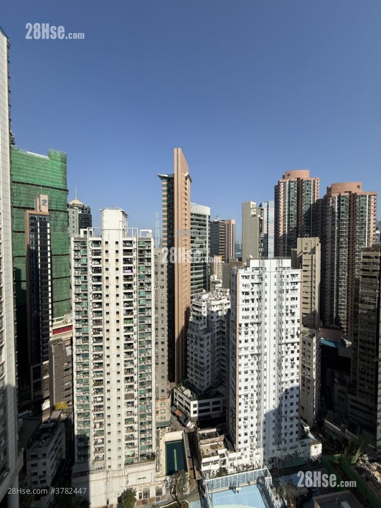 The Queens Rental 1 Bedroom , 1 Bathroom 266 ft²