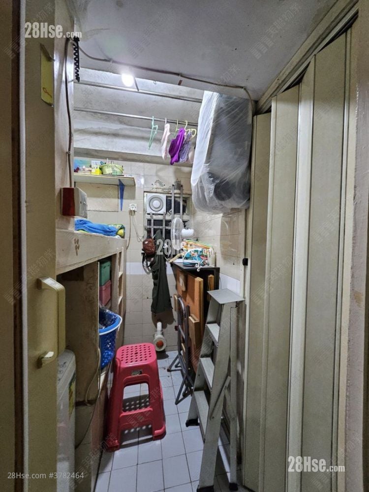 Broadview Garden Sell 3 Bedrooms , 1 Bathroom 687 ft²