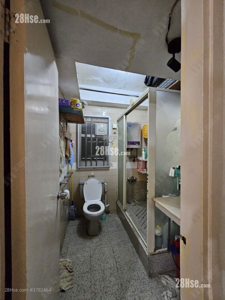 Broadview Garden Sell 3 Bedrooms , 1 Bathroom 687 ft²