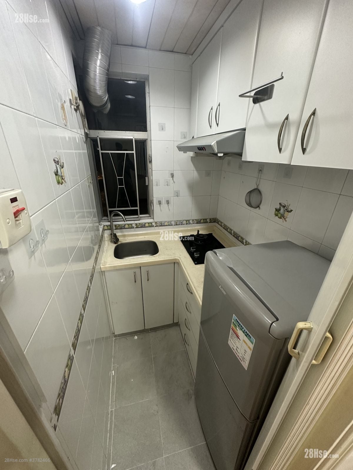 Fortuna Building Sell 2 Bedrooms , 1 Bathroom 258 ft²