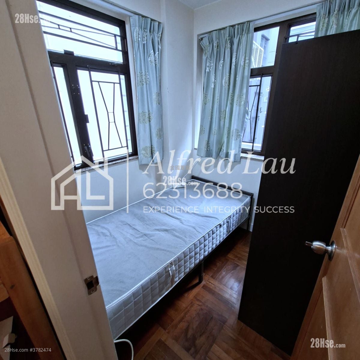Wai Ching Court Rental 2 Bedrooms , 1 Bathroom 306 ft²