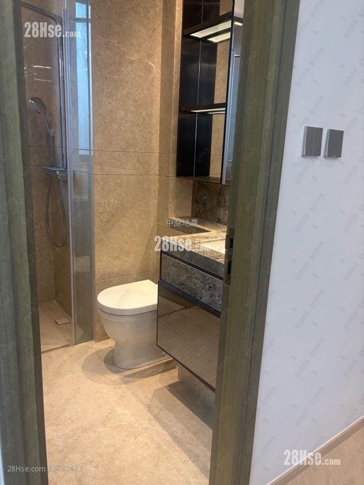 Grand Homm Rental 848 ft²