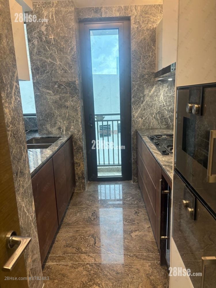 Grand Homm Rental 848 ft²