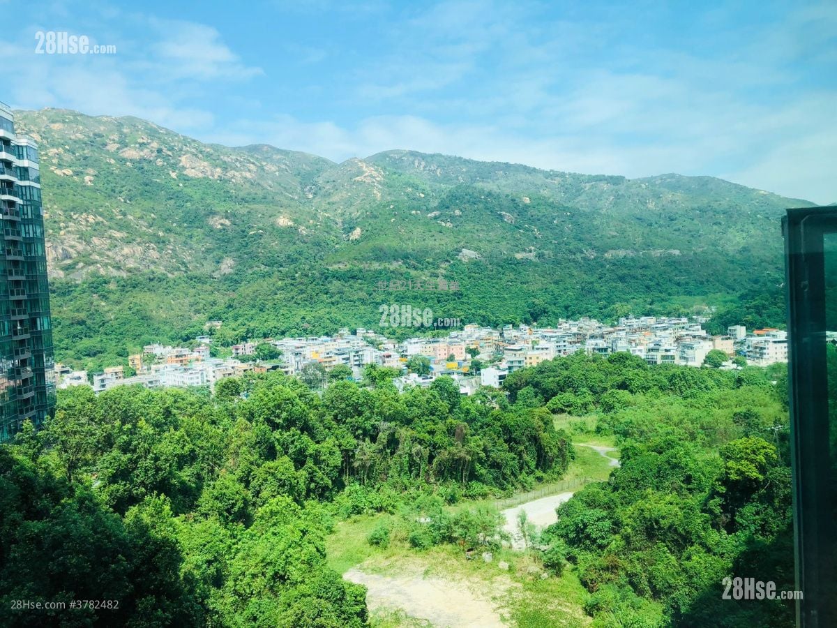 Le Pont Sell 2 Bedrooms , 1 Bathroom 470 ft²