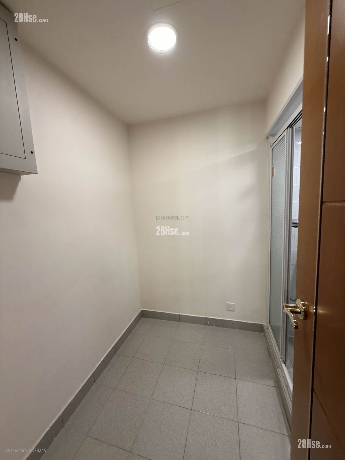 The Arch Rental 3 Bedrooms , 2 Bathrooms 786 ft²