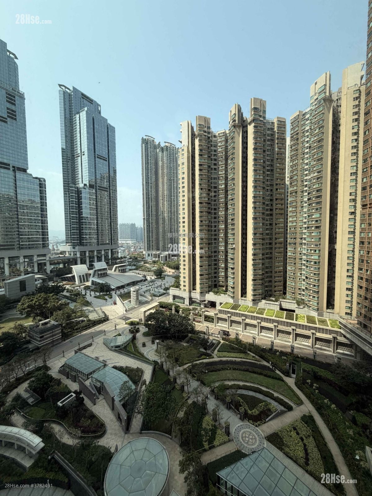 The Arch Rental 3 Bedrooms , 2 Bathrooms 786 ft²