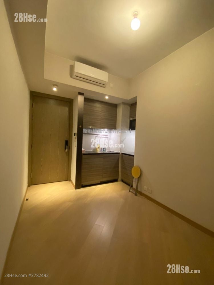 The Zutten Rental Studio , 1 Bathroom 191 ft²