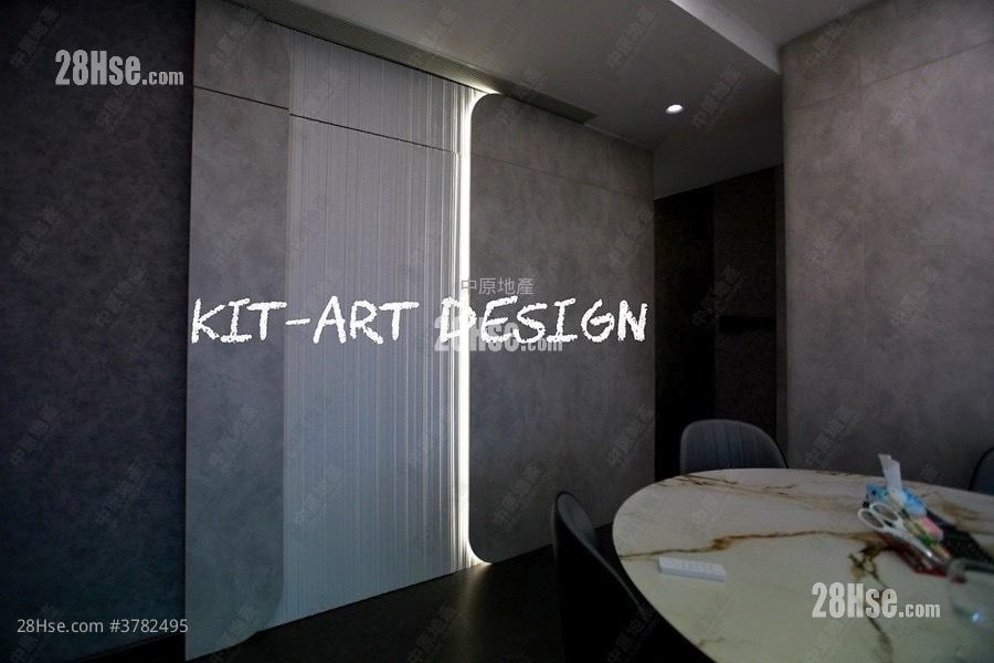 Grand Homm Sell 1,403 ft²