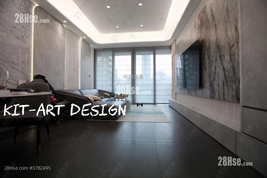 Grand Homm Sell 1,403 ft²