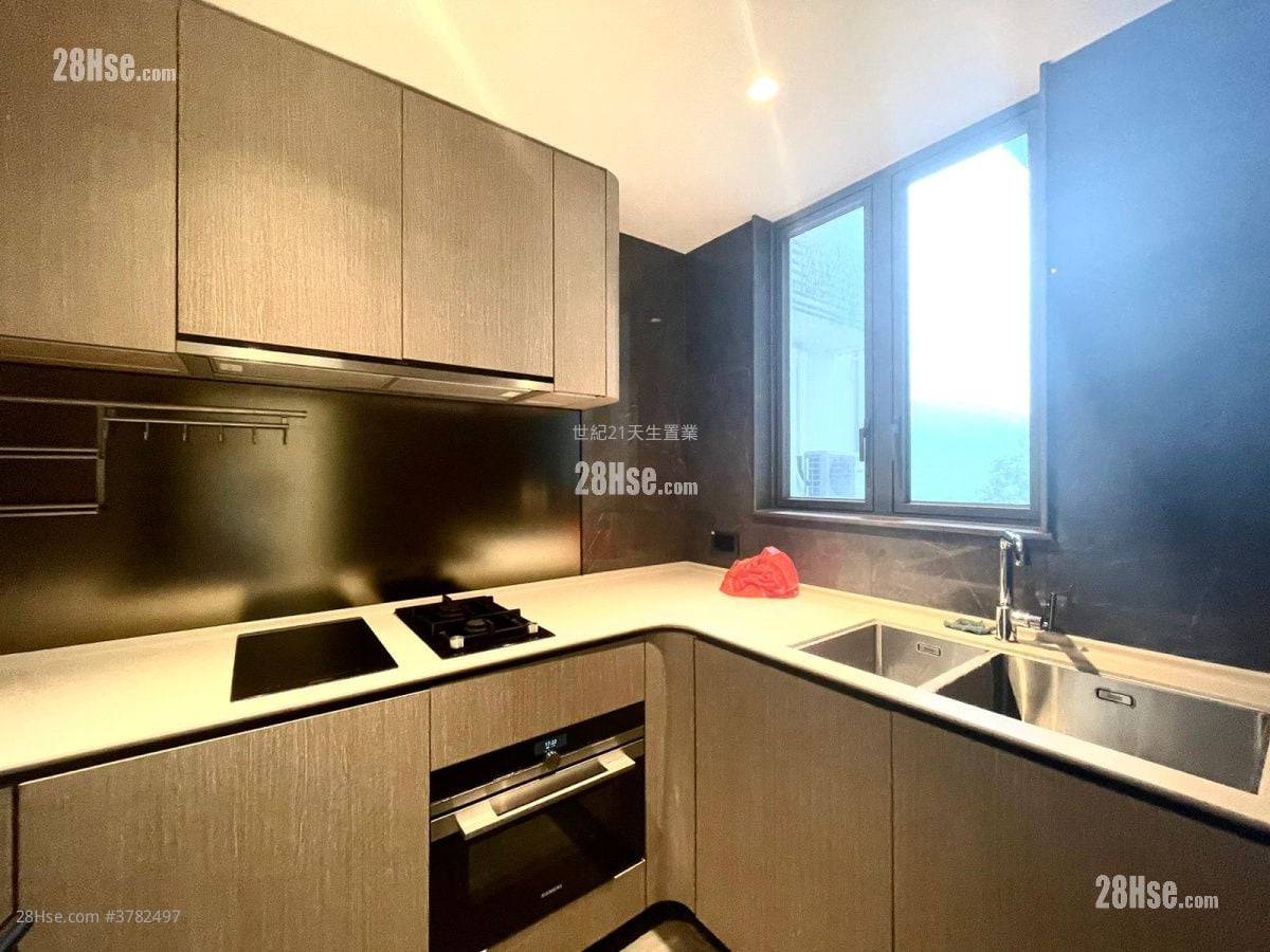 Le Pont Sell 3 Bedrooms , 2 Bathrooms 738 ft²