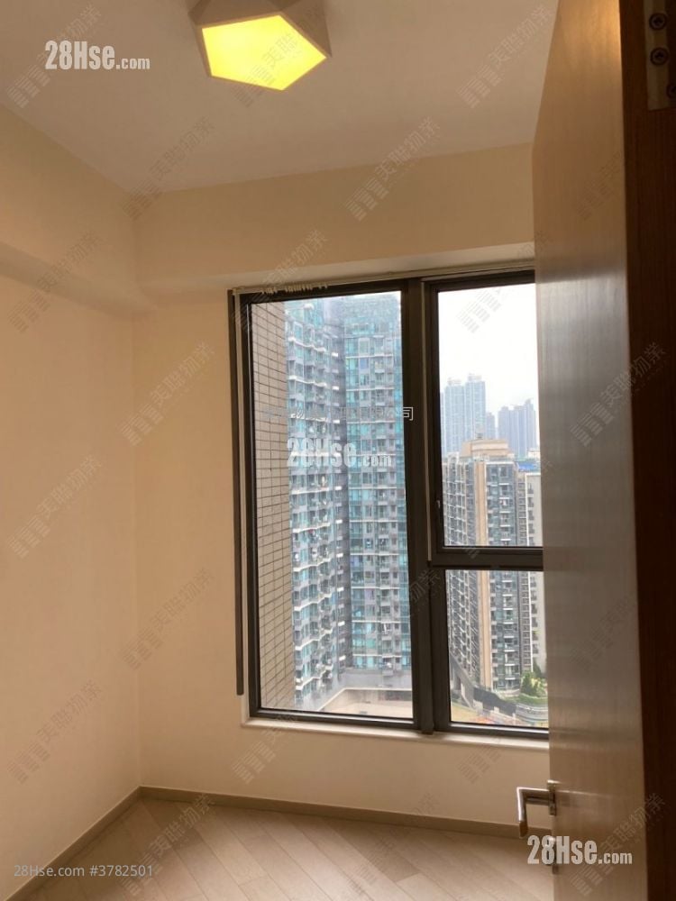 天晋 租盘 3 房 , 3 浴室 856 平方尺