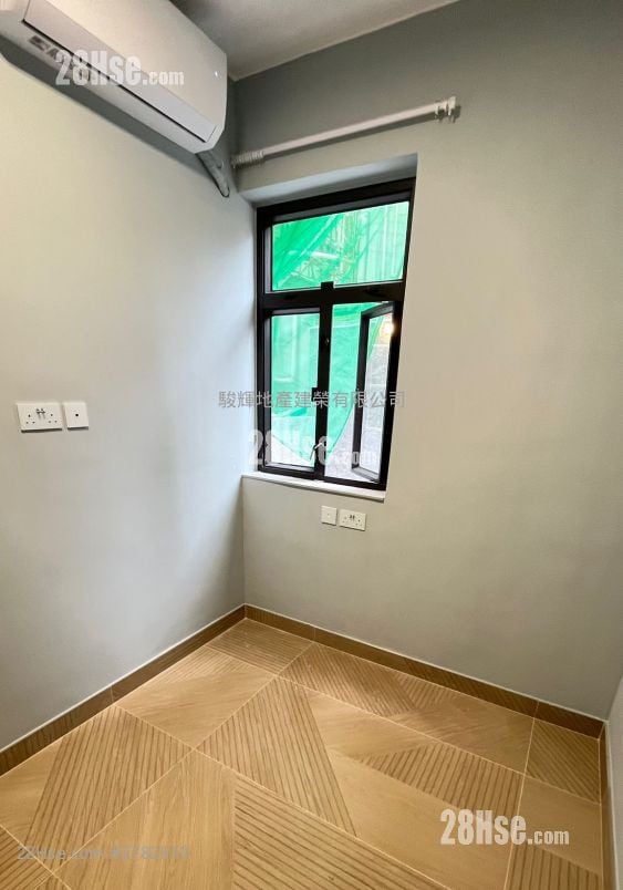 Yen Chun Building Rental 3 Bedrooms , 1 Bathroom 460 ft²