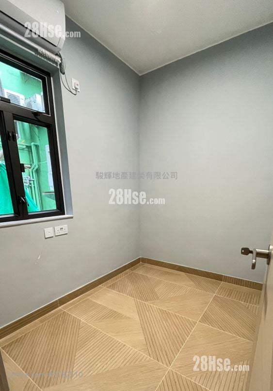 Yen Chun Building Rental 3 Bedrooms , 1 Bathroom 460 ft²