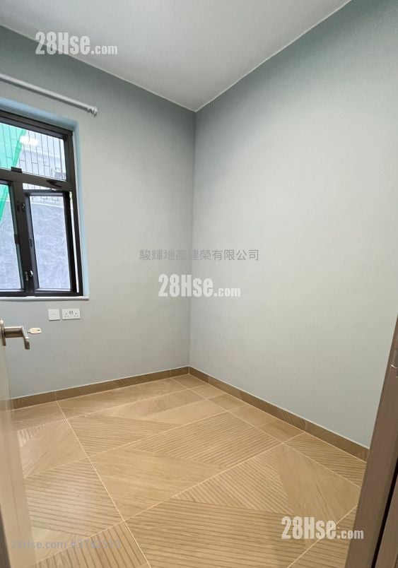 Yen Chun Building Rental 3 Bedrooms , 1 Bathroom 460 ft²