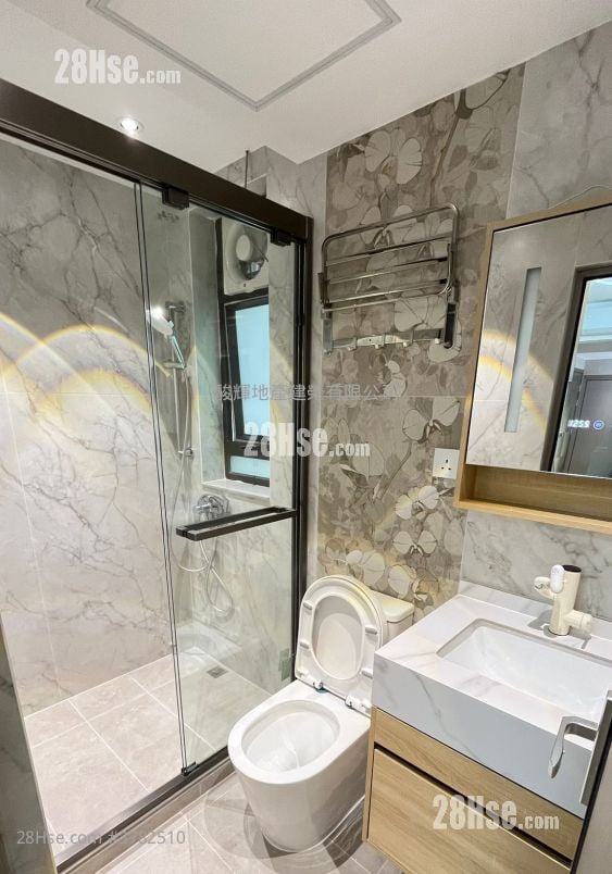 Yen Chun Building Rental 3 Bedrooms , 1 Bathroom 460 ft²