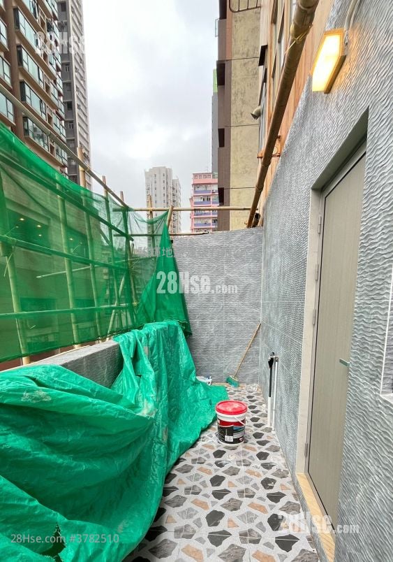 Yen Chun Building Rental 3 Bedrooms , 1 Bathroom 460 ft²