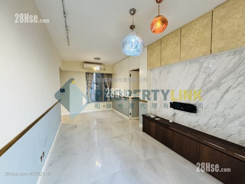 加多近山 售盘 3 房 , 2 浴室 889 平方尺