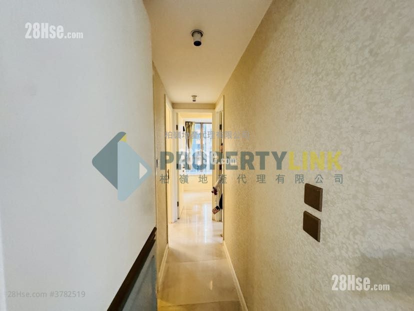 加多近山 售盘 3 房 , 2 浴室 889 平方尺