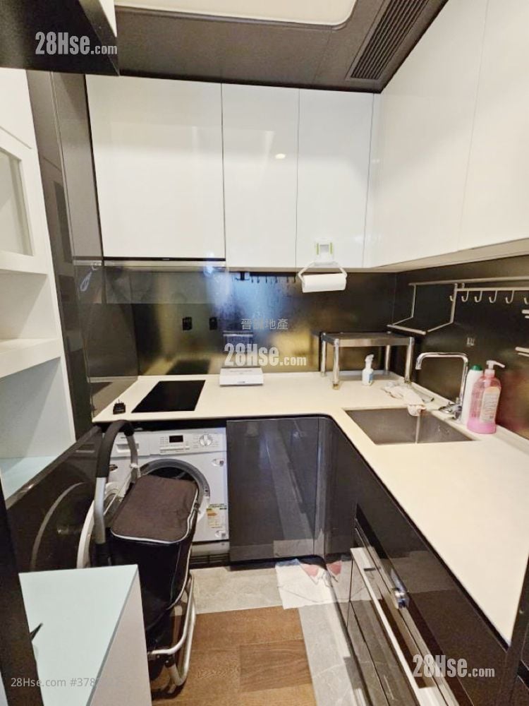 Le Pont Sell 2 Bedrooms , 1 Bathroom 470 ft²