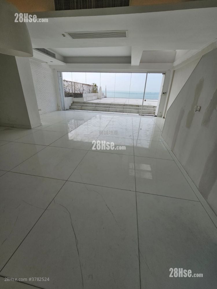 Aqua Blue Sell 5+ Bedrooms , 5+ Bathrooms 2,130 ft²