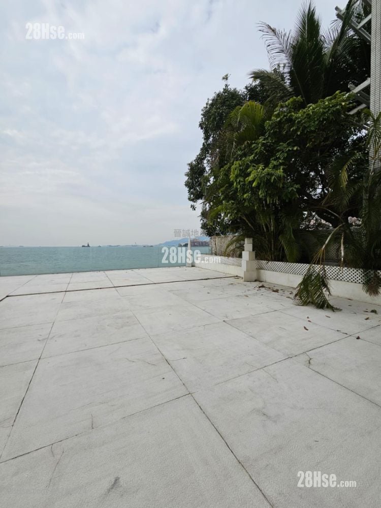 Aqua Blue Sell 5+ Bedrooms , 5+ Bathrooms 2,130 ft²