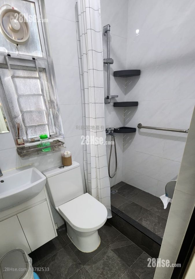 海天大厦 售盘 2 房 , 1 浴室 248 平方尺