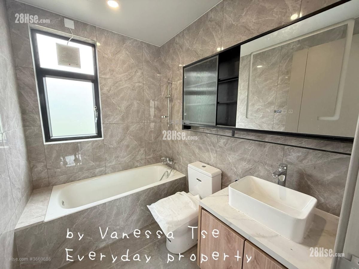 村屋 售盘 3 房 , 1 浴室 700 平方尺