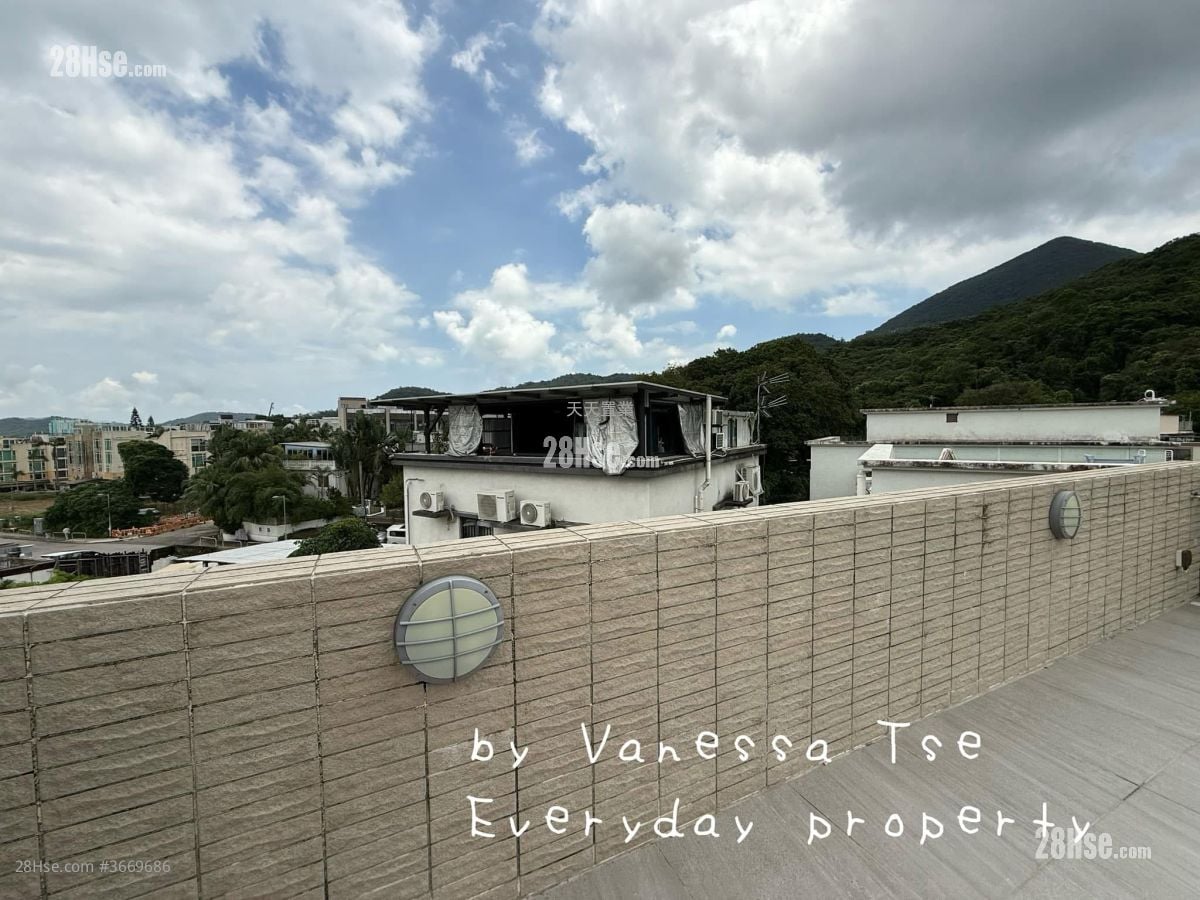 村屋 售盘 3 房 , 1 浴室 700 平方尺