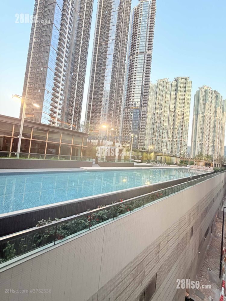 Seasons Place Rental 1 Bedroom , 1 Bathroom 338 ft²