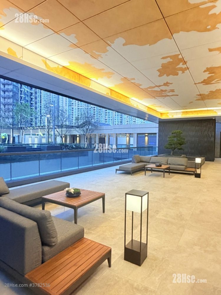 Seasons Place Rental 1 Bedroom , 1 Bathroom 338 ft²