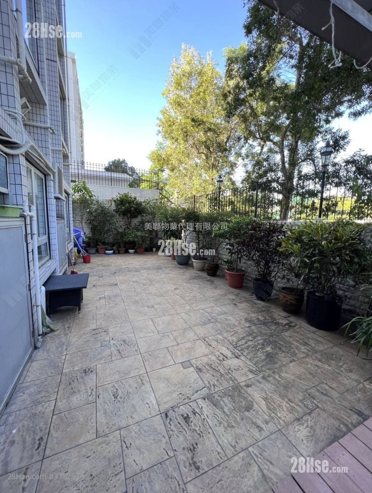 Village Gardens Sell 2 Bedrooms 801 ft²