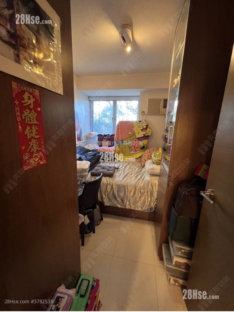 Village Gardens Sell 2 Bedrooms 801 ft²