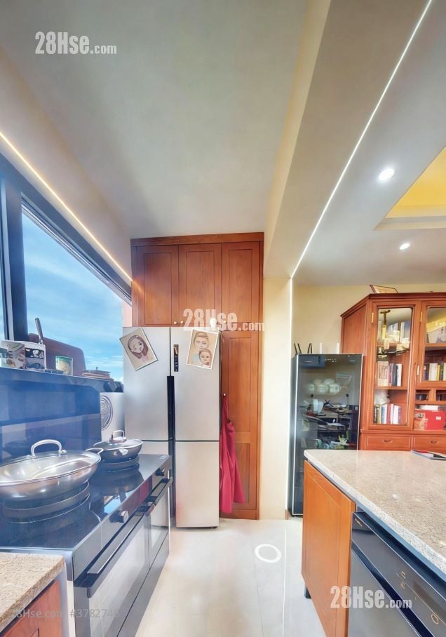 Guangmjngdadi Rental 4 Bedrooms , 2 Bathrooms 1,420 ft²