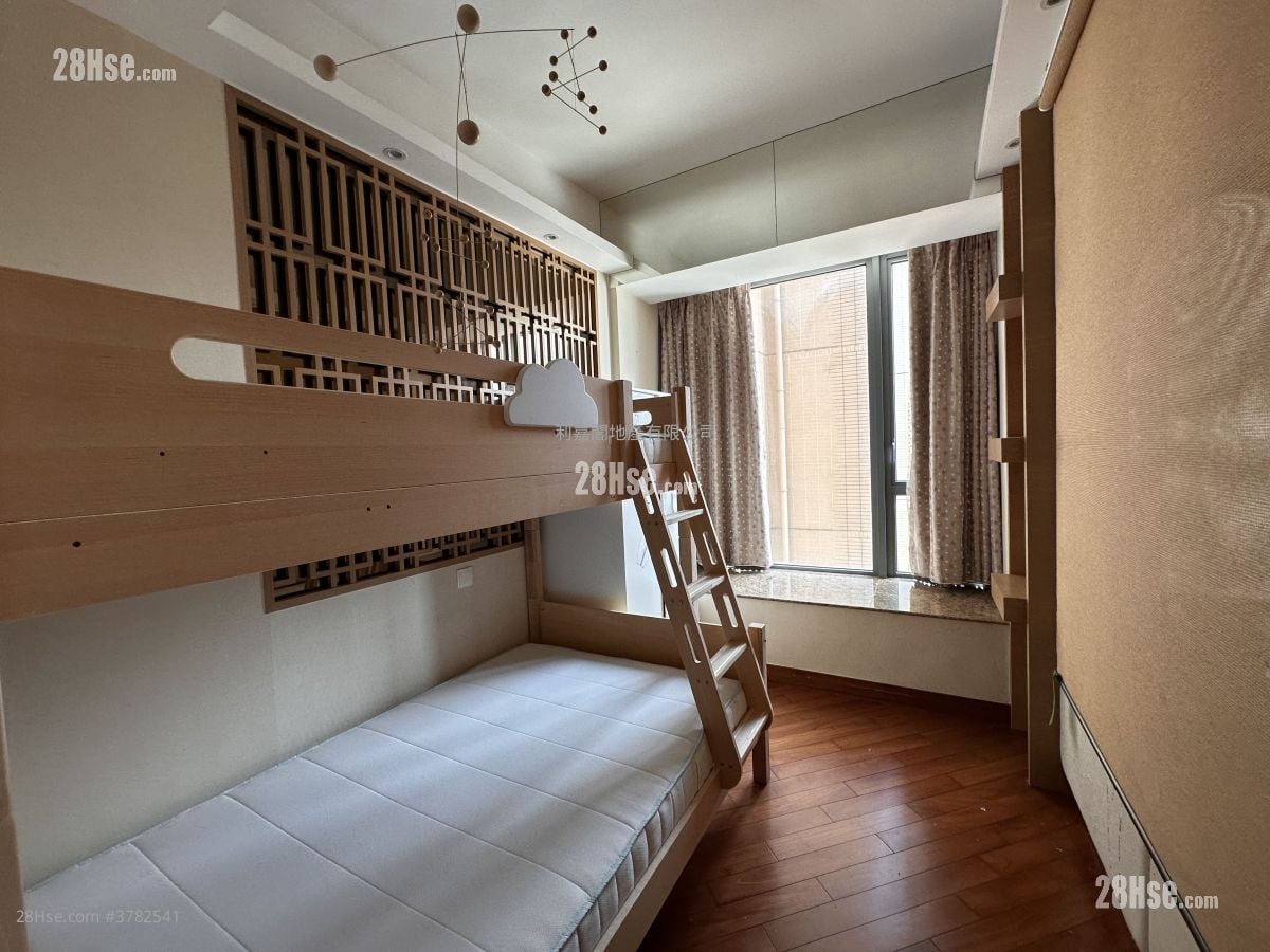 The Palazzo Rental 4 Bedrooms , 3 Bathrooms 1,847 ft²