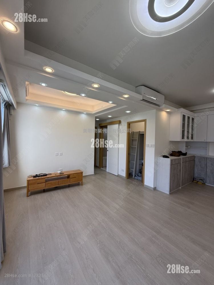 The Papillons Sell 3 Bedrooms , 2 Bathrooms 792 ft²