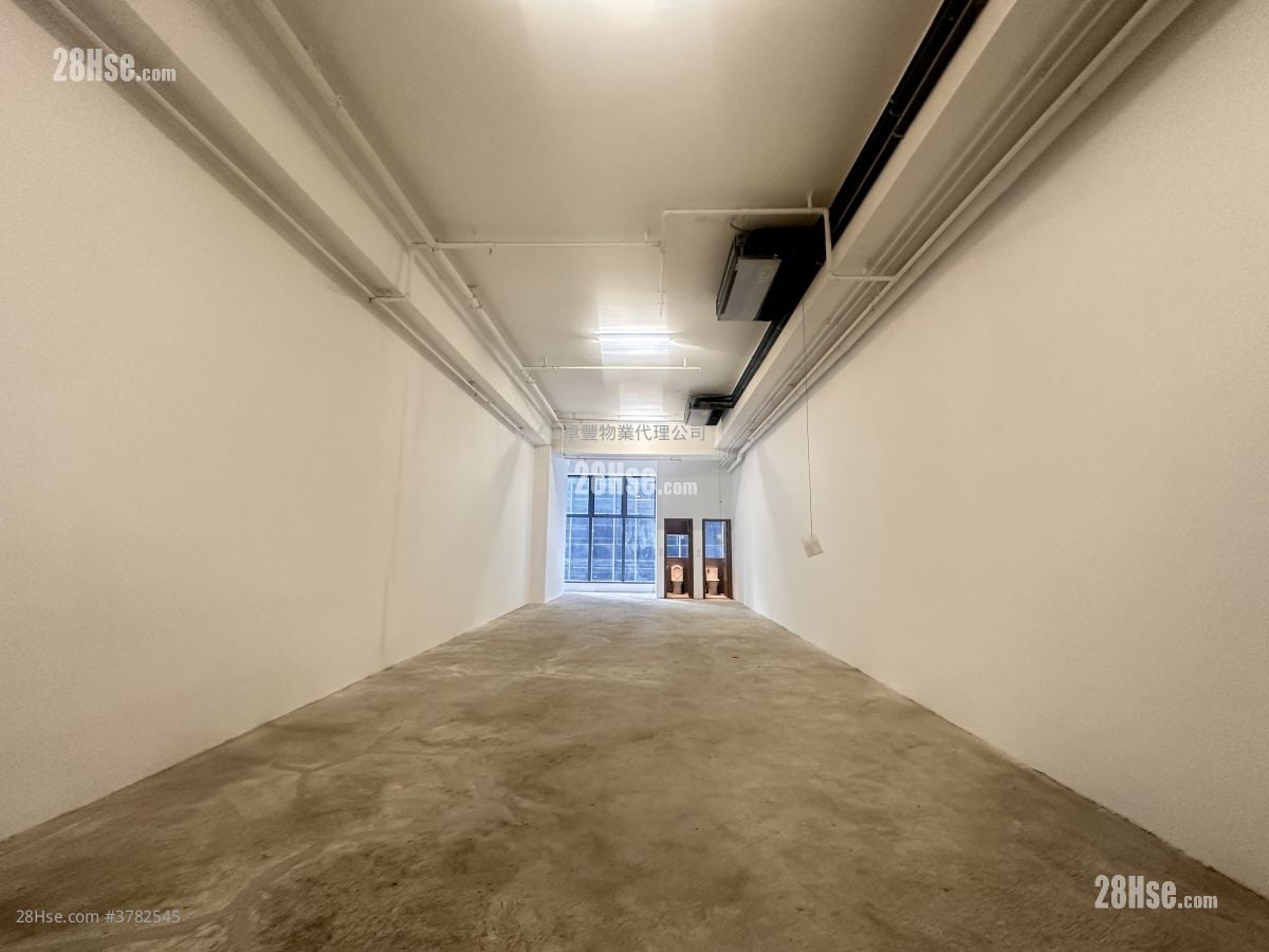 Dr. Kong Centre Rental Studio , 2 Toilets 996 ft²
